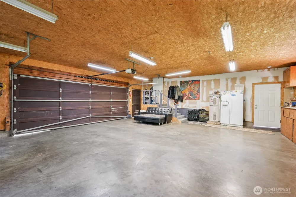 111 Appleman Drive Castle Rock, WA 98611