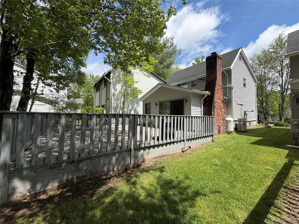 8 Peter Way Kiamesha Lake, NY 12751