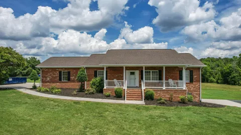 210 Hancock Road NE