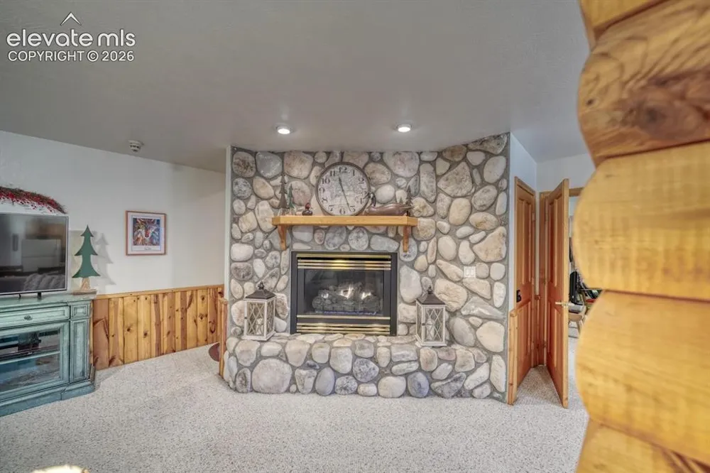 72 Gibson Road Westcliffe, CO 81252