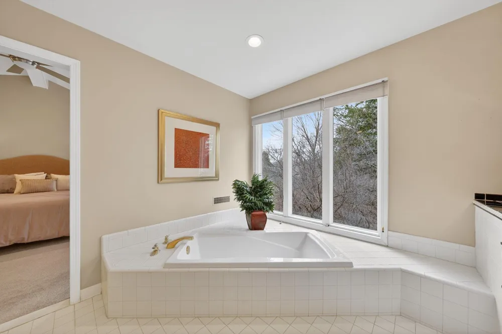 2485 Wildbrook Run Bloomfield Hills, MI 48304