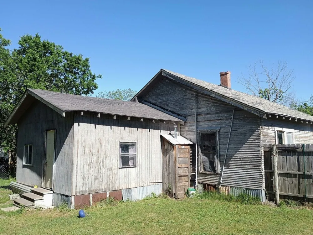 612 W 16th Avenue Corsicana, TX 75110