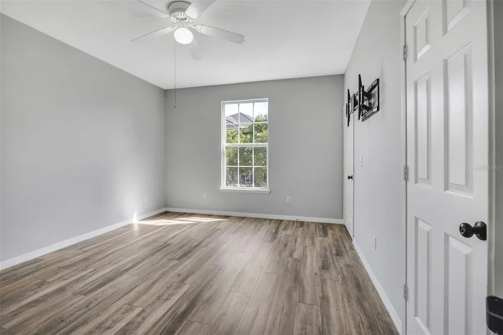 14226 FREDRICKSBURG DRIVE #220 Orlando, FL 32837