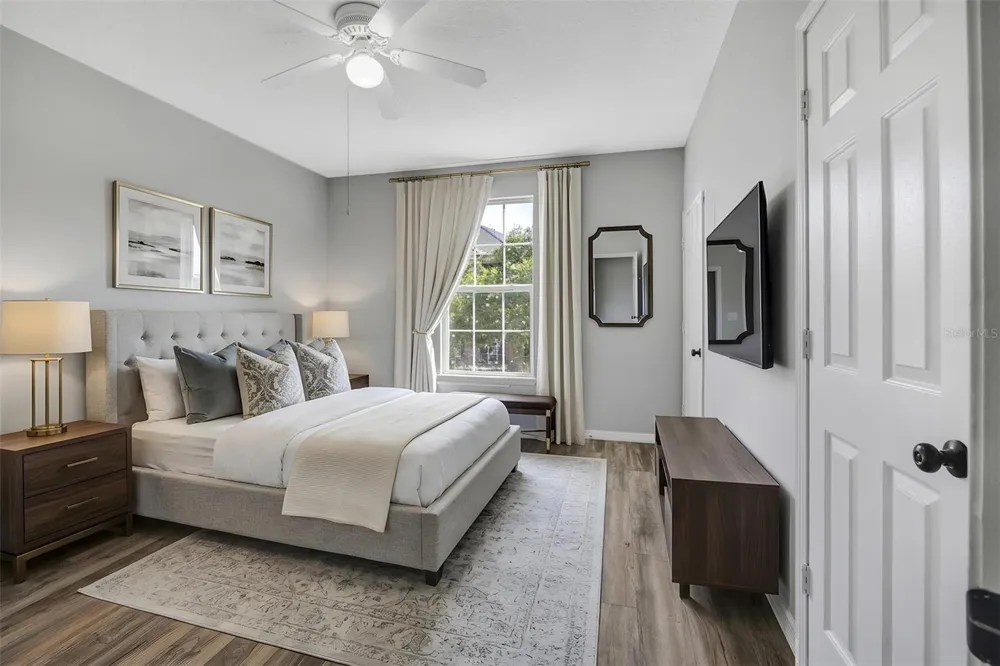 14226 FREDRICKSBURG DRIVE #220 Orlando, FL 32837