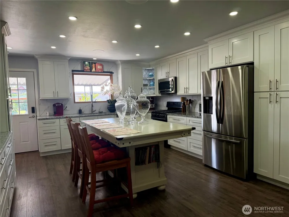 104 E 1st Avenue Odessa, WA 99159