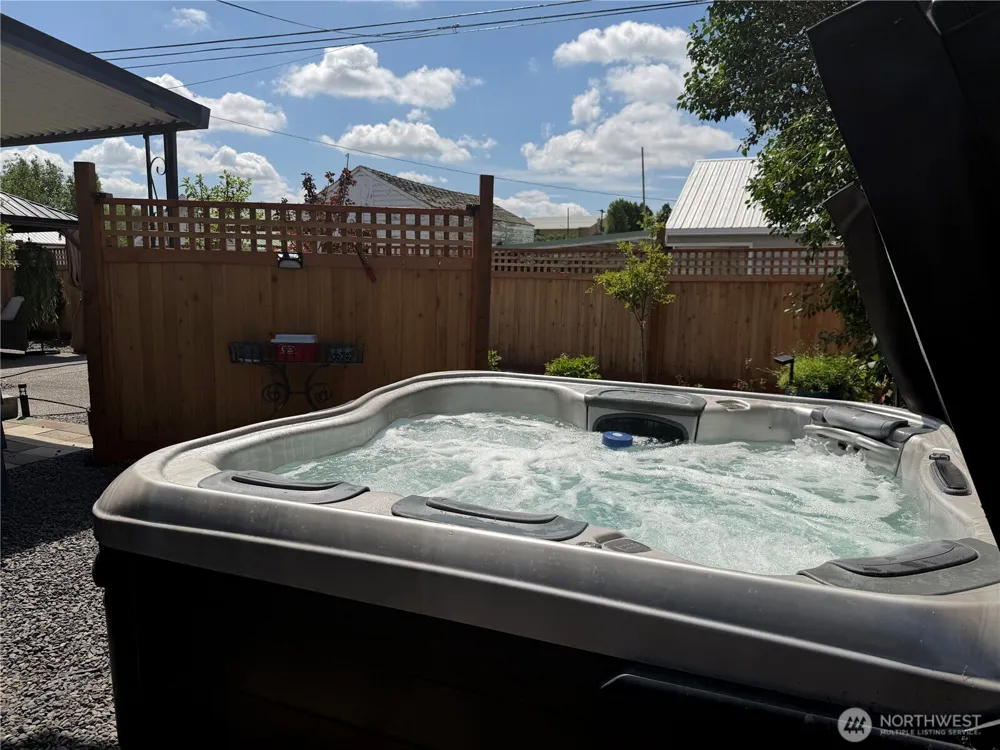 104 E 1st Avenue Odessa, WA 99159