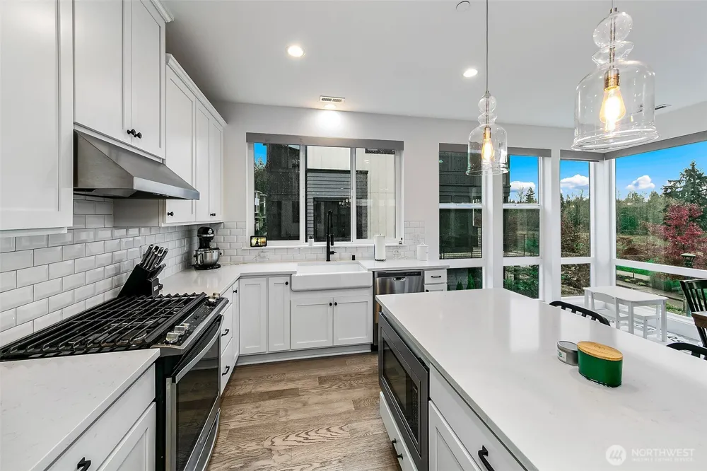 14002 3rd Avenue NE #105 Duvall, WA 98019
