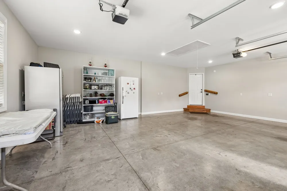 1421 Oakmont Cir Centerville, TN 37033