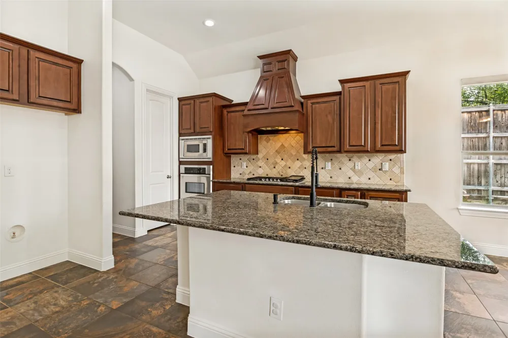 6734 Trailblazer Way Dallas, TX 75236