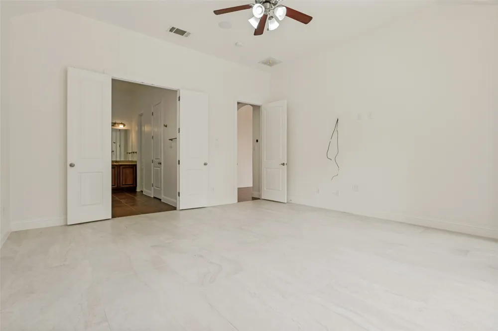 6734 Trailblazer Way Dallas, TX 75236