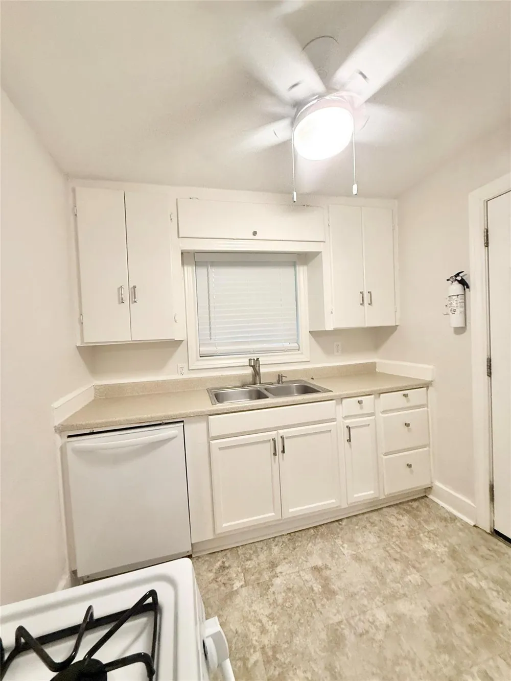 119 Oak Drive Lake Jackson, TX 77566