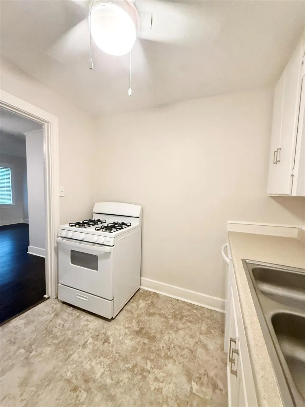 119 Oak Drive Lake Jackson, TX 77566