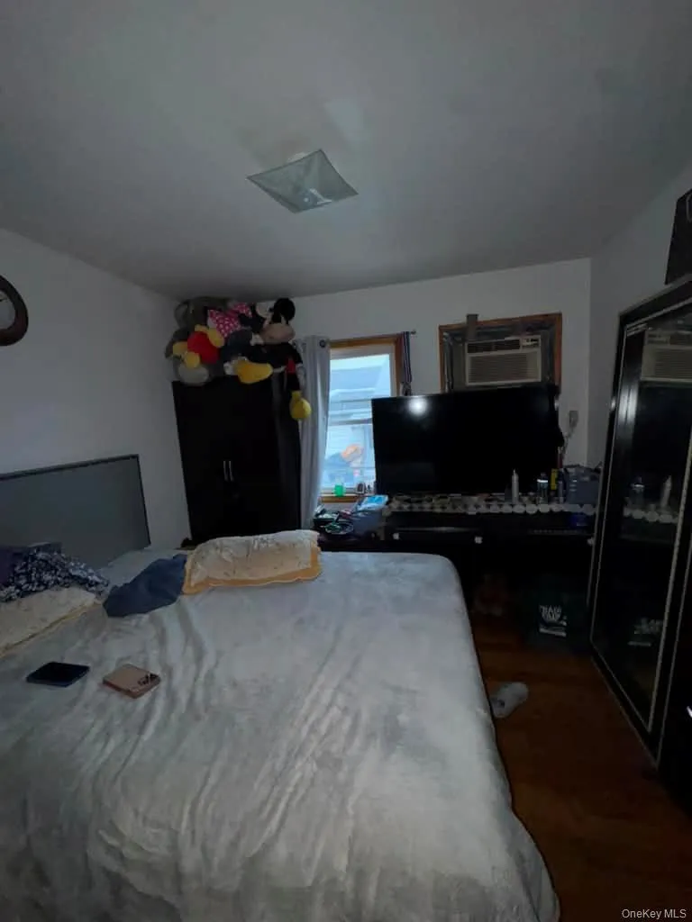 2521 94th Street East Elmhurst, NY 11369