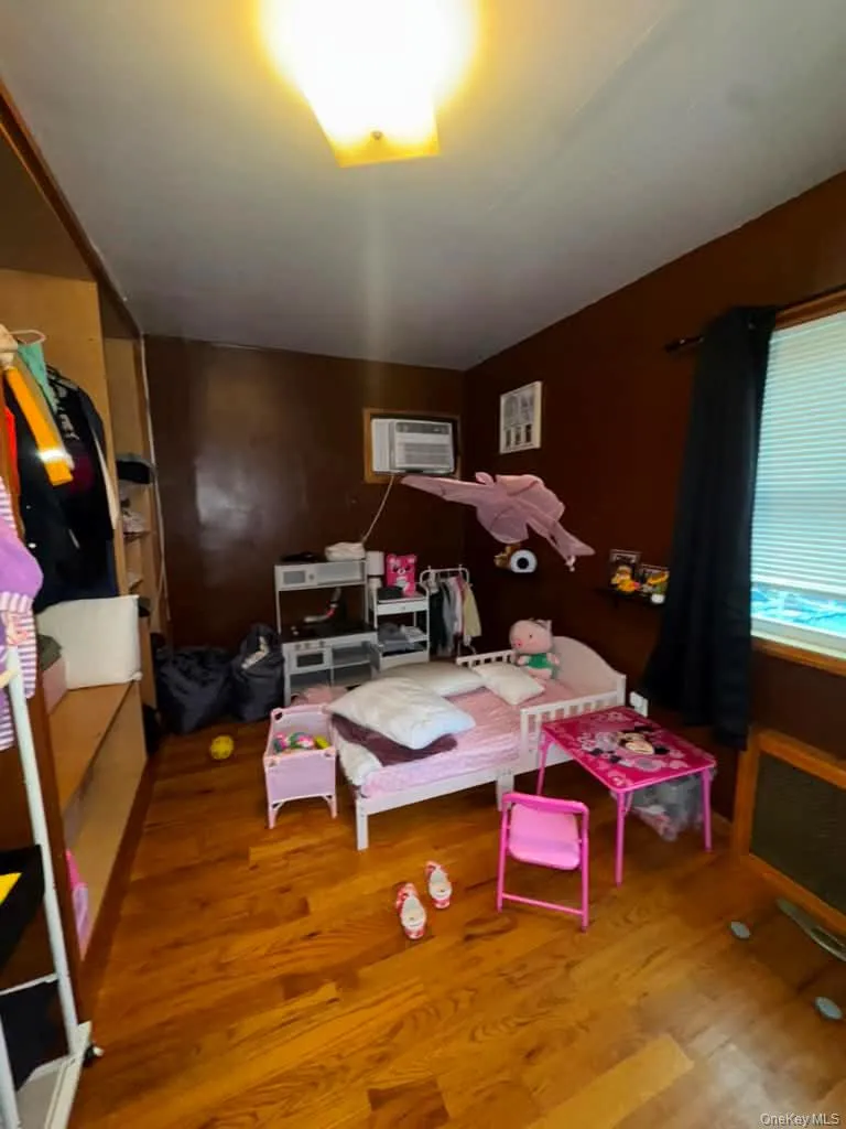 2521 94th Street East Elmhurst, NY 11369