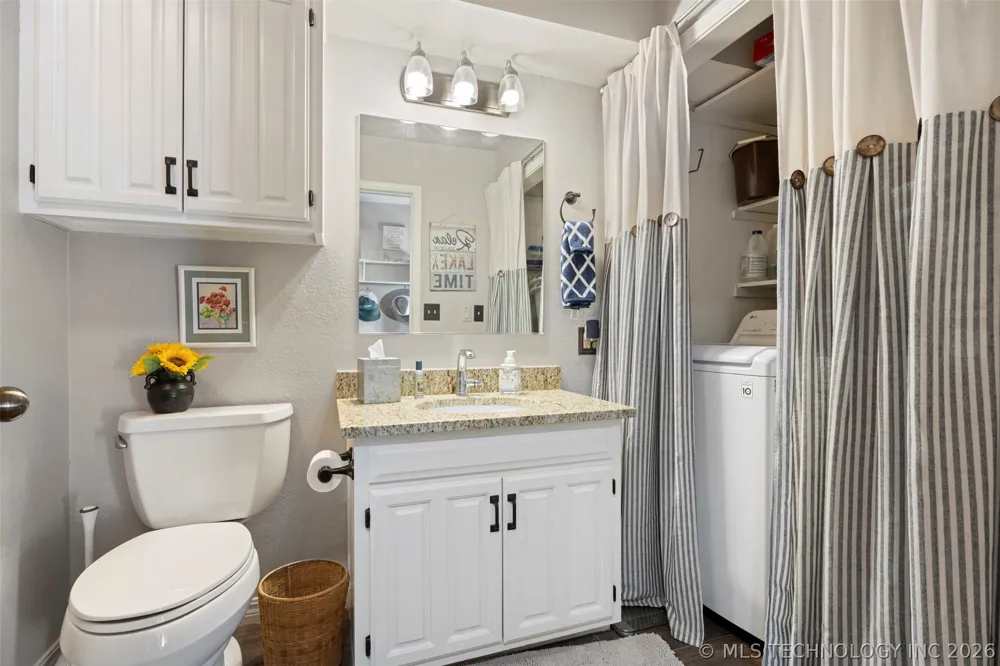 33601 Dogwood Cliffs #7 Afton, OK 74331