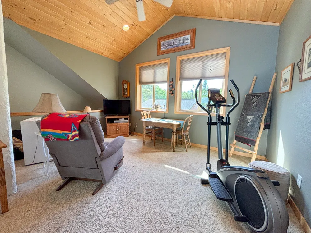 21447 Sunny Drive Fergus Falls, MN 56537