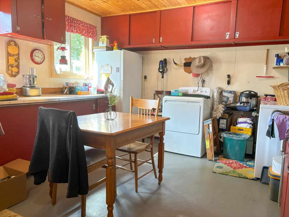 21447 Sunny Drive Fergus Falls, MN 56537