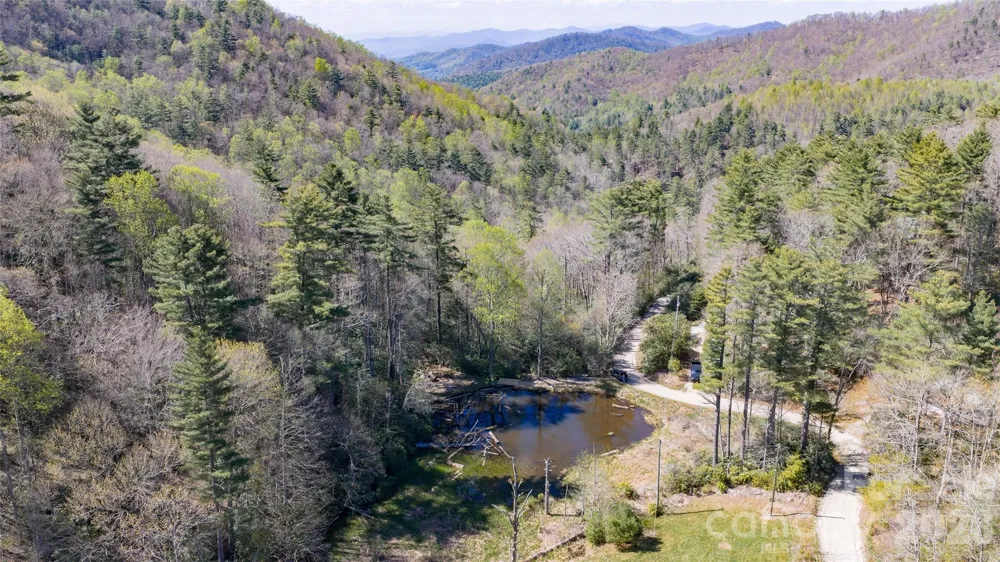 4419 Flat Mountain Road Highlands, NC 28741