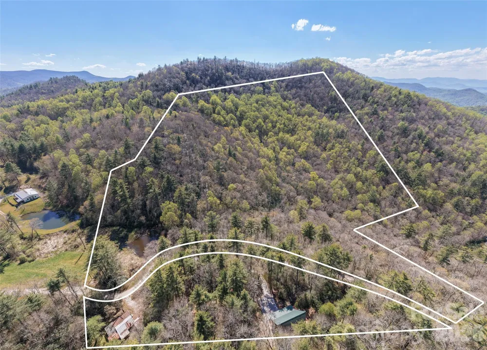 4419 Flat Mountain Road Highlands, NC 28741