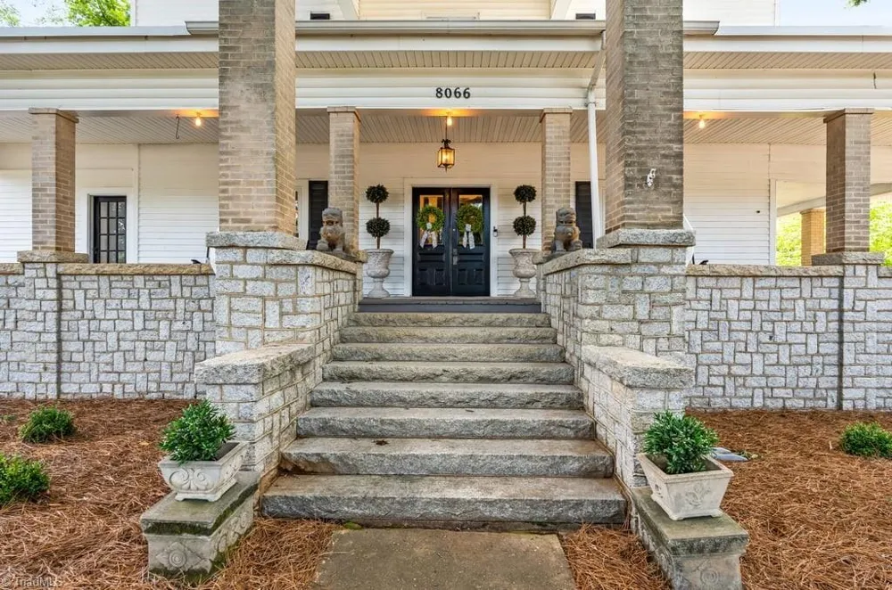 8066 Broad Street Rural Hall, NC 27045