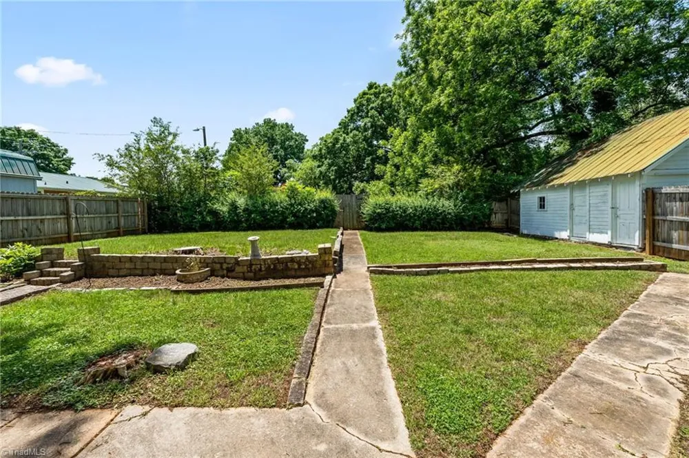 8066 Broad Street Rural Hall, NC 27045
