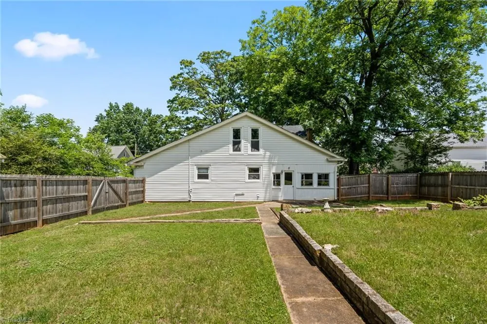 8066 Broad Street Rural Hall, NC 27045