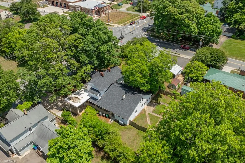 8066 Broad Street Rural Hall, NC 27045