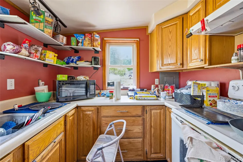 5842 Woodland Drive Surrey Township, MI 48632