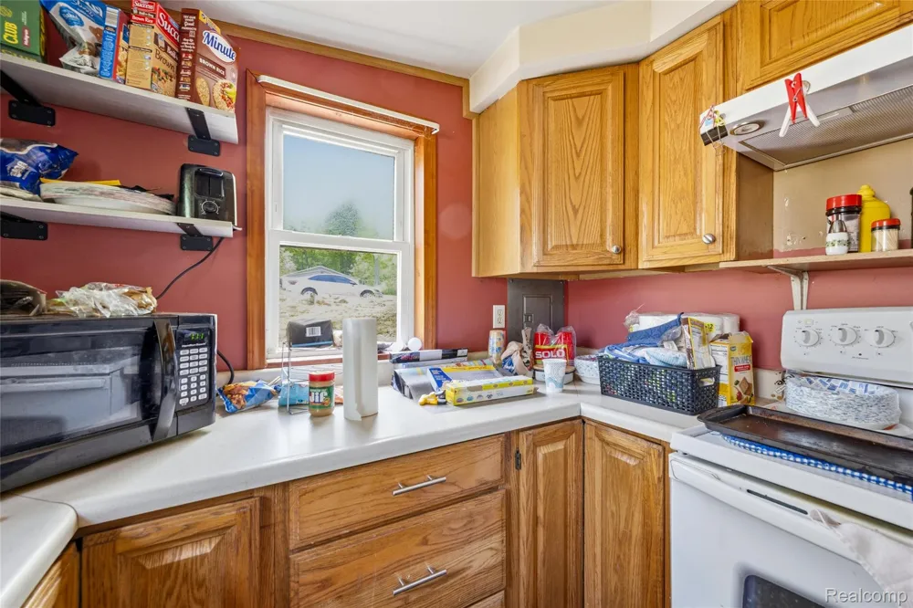 5842 Woodland Drive Surrey Township, MI 48632