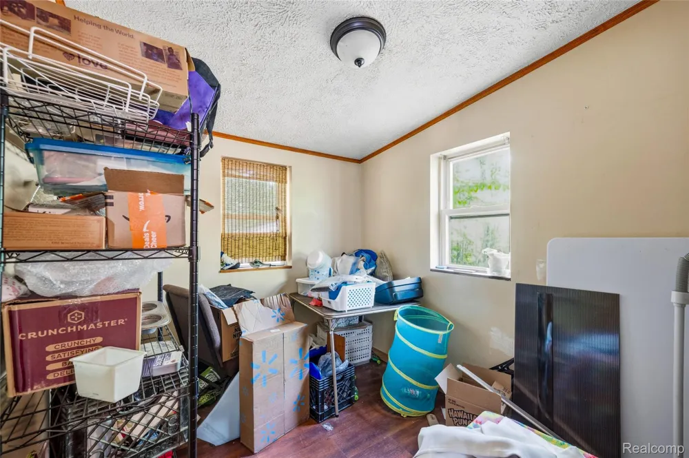 5842 Woodland Drive Surrey Township, MI 48632