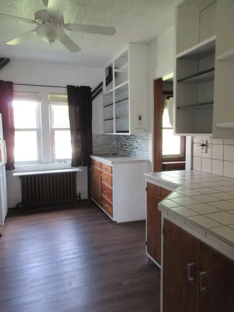 416 E Division Street Elbow Lake, MN 56531