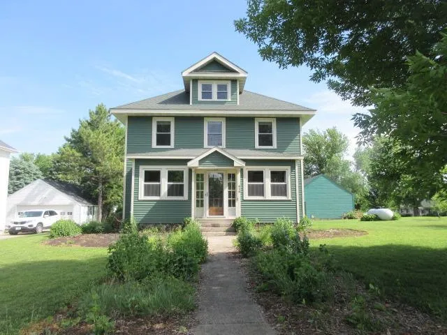 416 E Division Street Elbow Lake, MN 56531