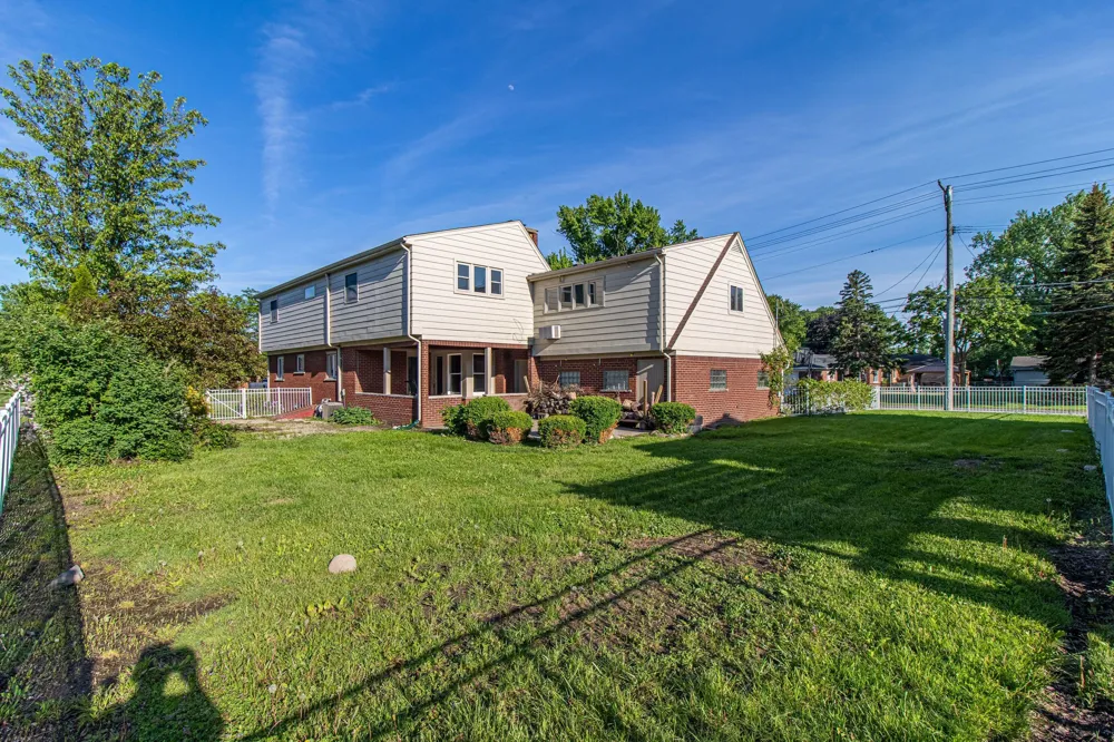 30007 Maison Street Saint Clair Shores, MI 48082