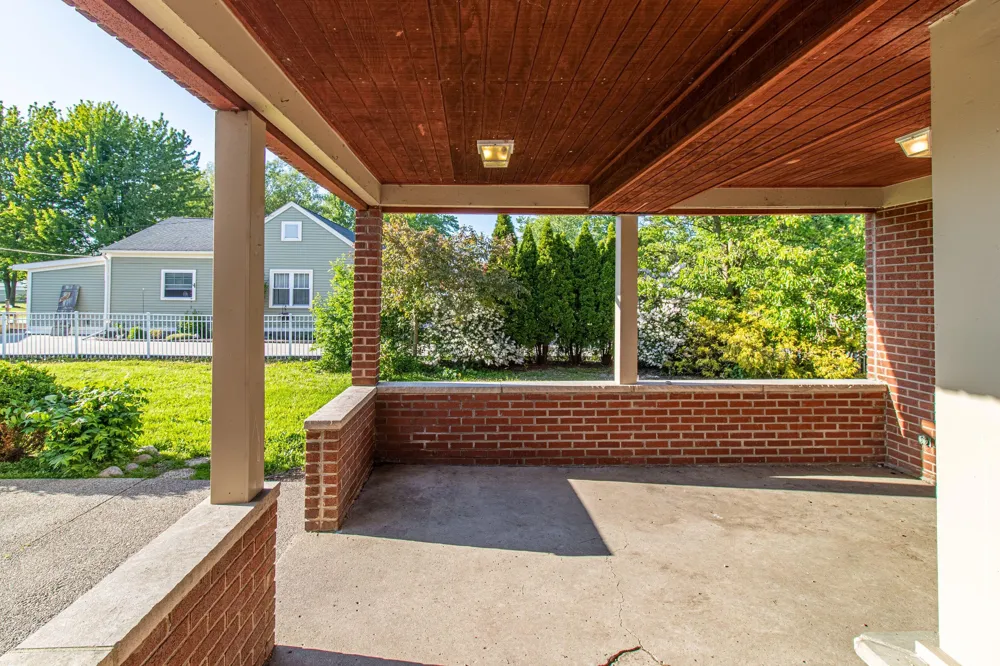 30007 Maison Street Saint Clair Shores, MI 48082