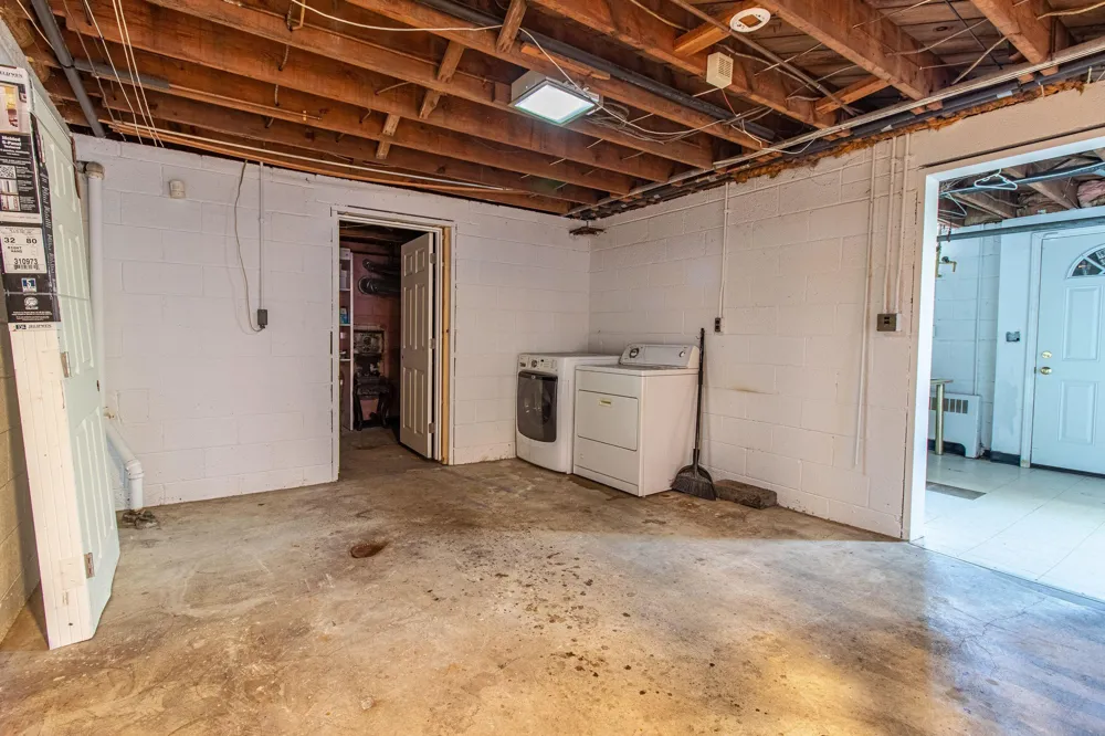 30007 Maison Street Saint Clair Shores, MI 48082