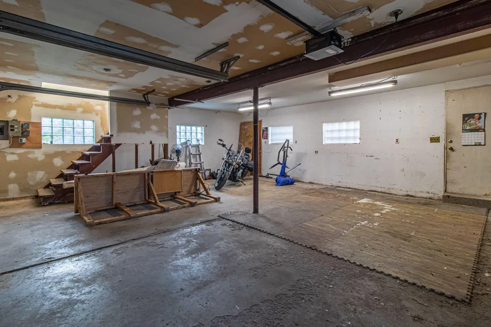 30007 Maison Street Saint Clair Shores, MI 48082