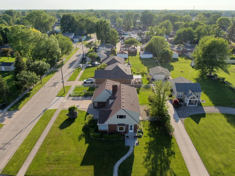 30007 Maison Street Saint Clair Shores, MI 48082