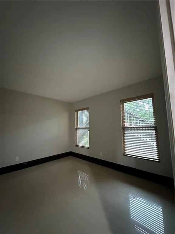 1907 Barrow Way Duluth, GA 30096