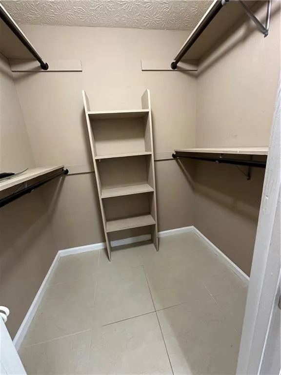 1907 Barrow Way Duluth, GA 30096