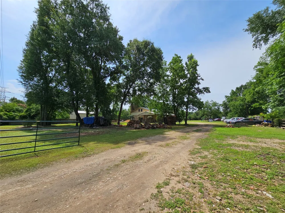 7225 Root Road Spring, TX 77389
