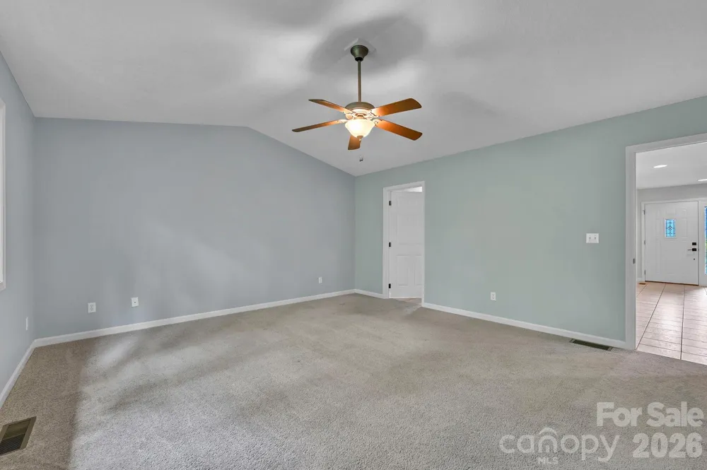 434 Kyfields Weaverville, NC 28787