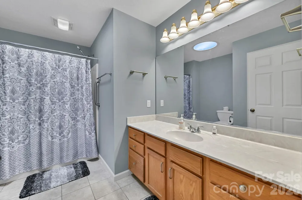 434 Kyfields Weaverville, NC 28787