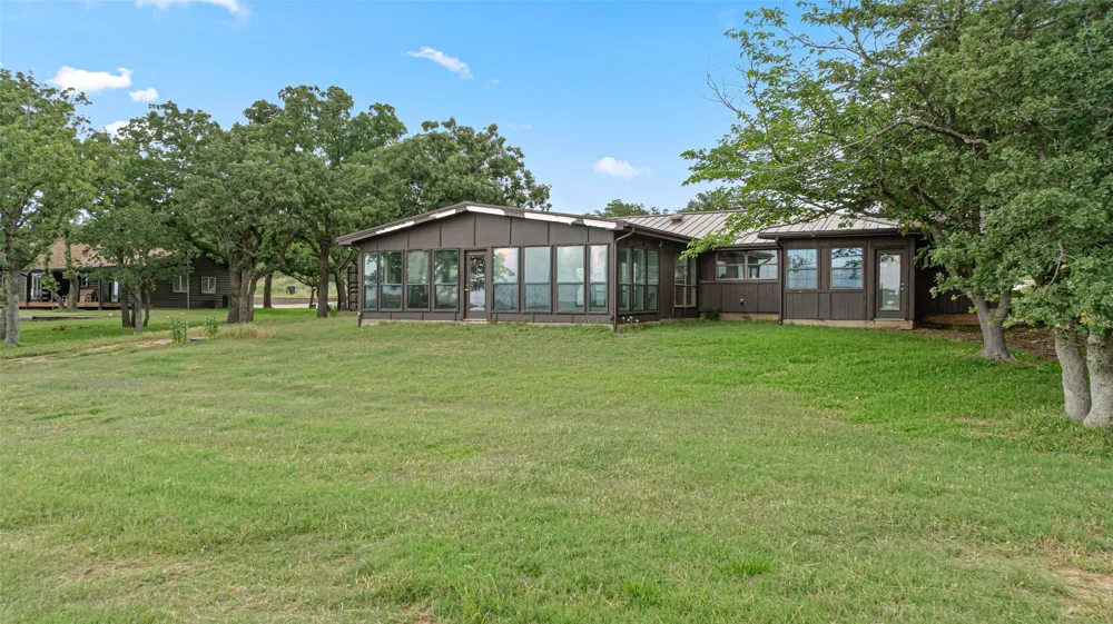 181 Cortez Drive Nocona, TX 76255