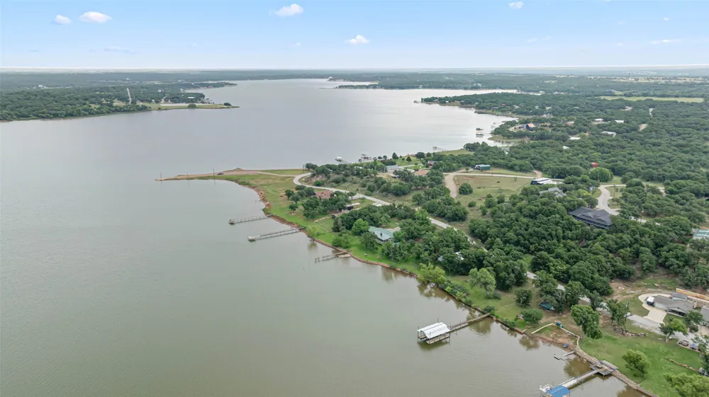 181 Cortez Drive Nocona, TX 76255