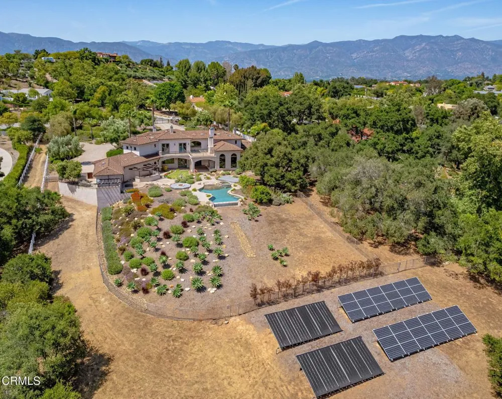 10948 Alto Court Oak View, CA 93022