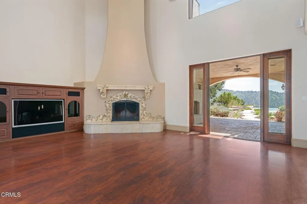 10948 Alto Court Oak View, CA 93022