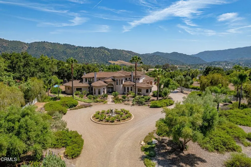 10948 Alto Court Oak View, CA 93022