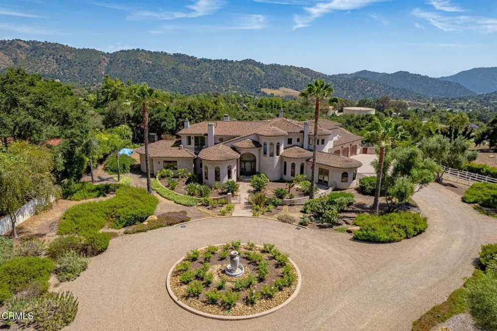 10948 Alto Court Oak View, CA 93022