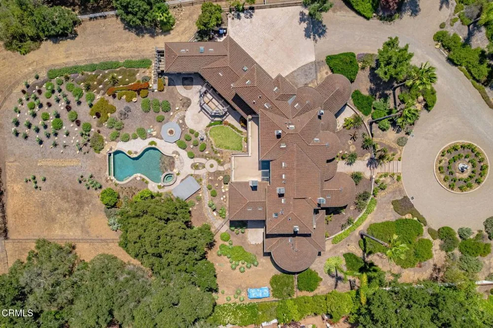 10948 Alto Court Oak View, CA 93022