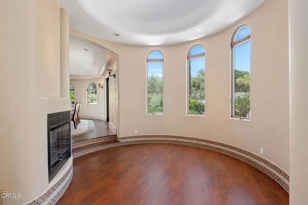 10948 Alto Court Oak View, CA 93022